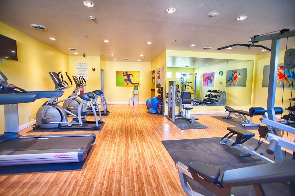 Z Loft Extended Stay Hotel Сейнт Робърт Екстериор снимка